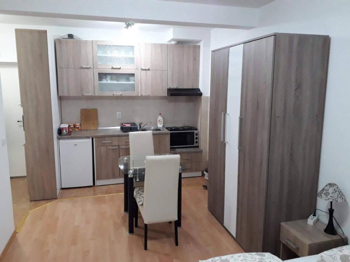 Renome Apartmani Banja Koviljača Exterior foto