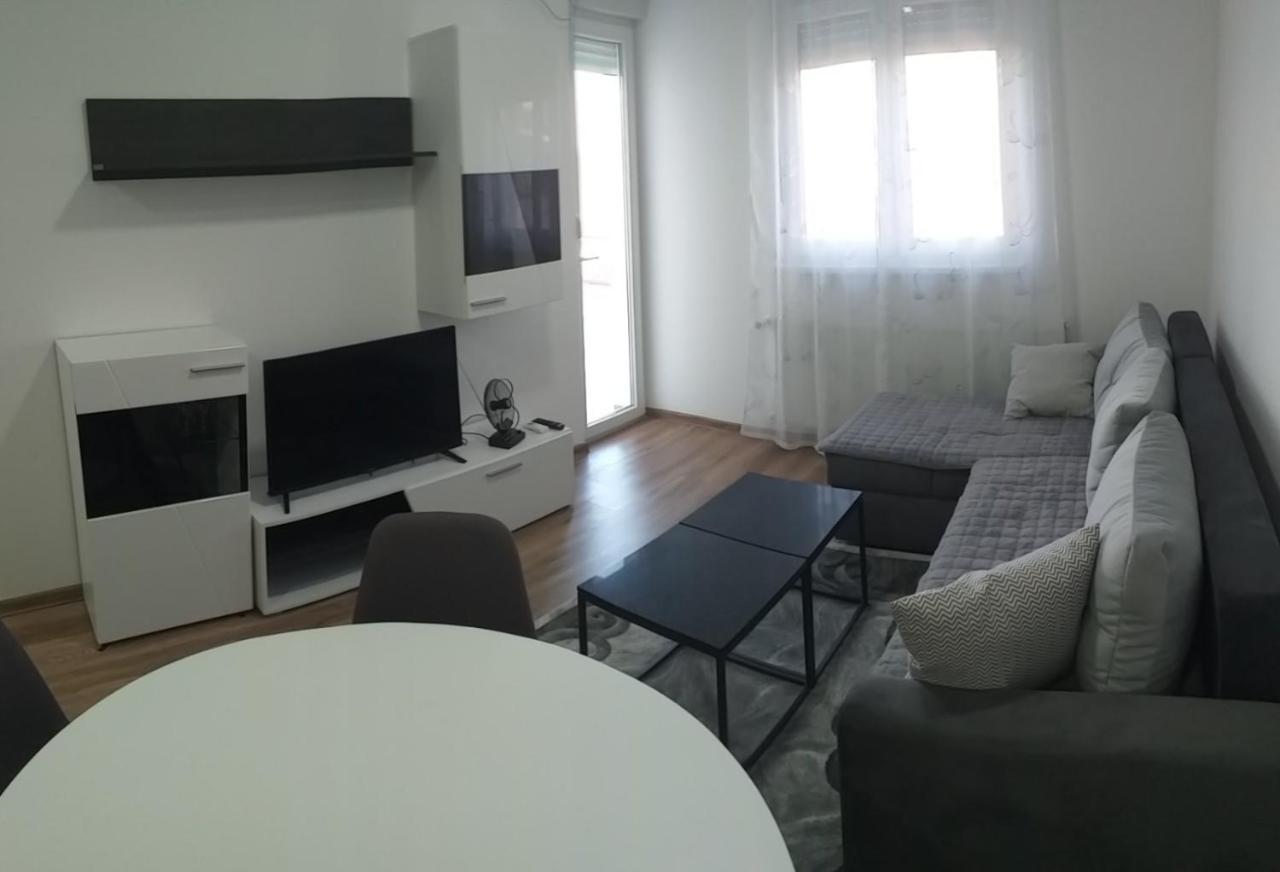 Renome Apartmani Banja Koviljača Exterior foto