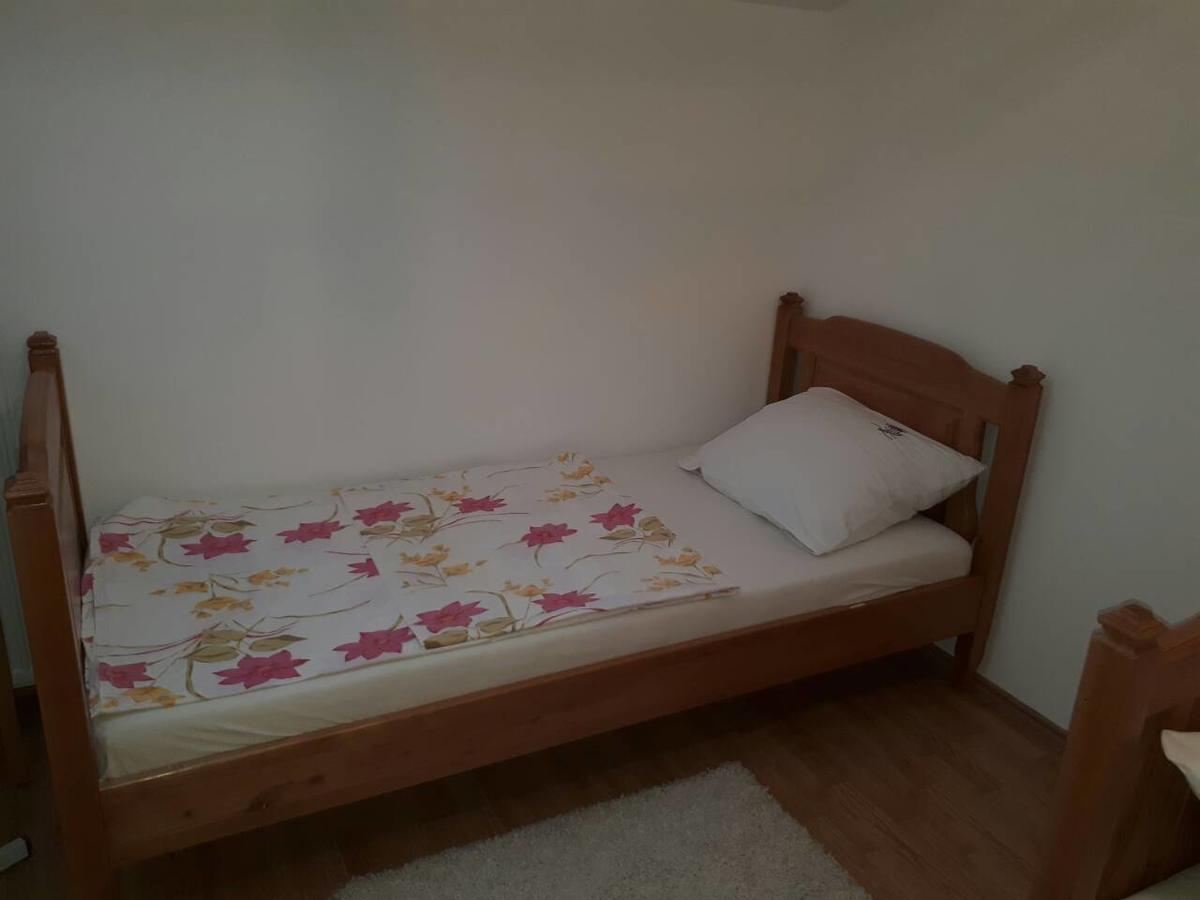 Renome Apartmani Banja Koviljača Exterior foto